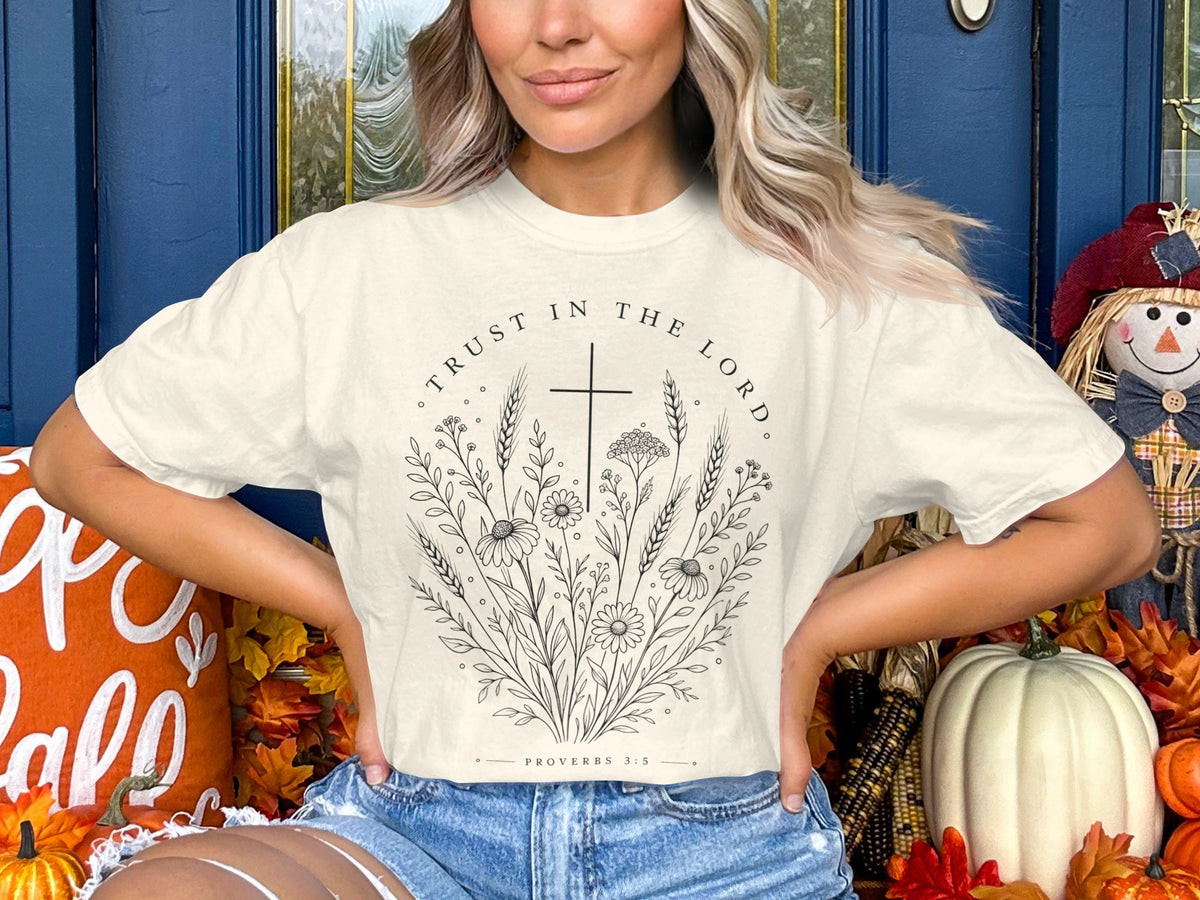 Faith Floral T-Shirt — "Trust in the Lord" Christian Graphic Tee