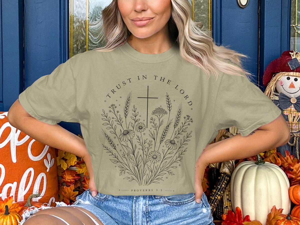 Faith Floral T-Shirt — "Trust in the Lord" Christian Graphic Tee